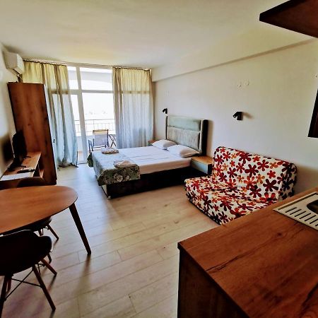 Privately Owned Studios Bora Bora Nesebar Bagian luar foto