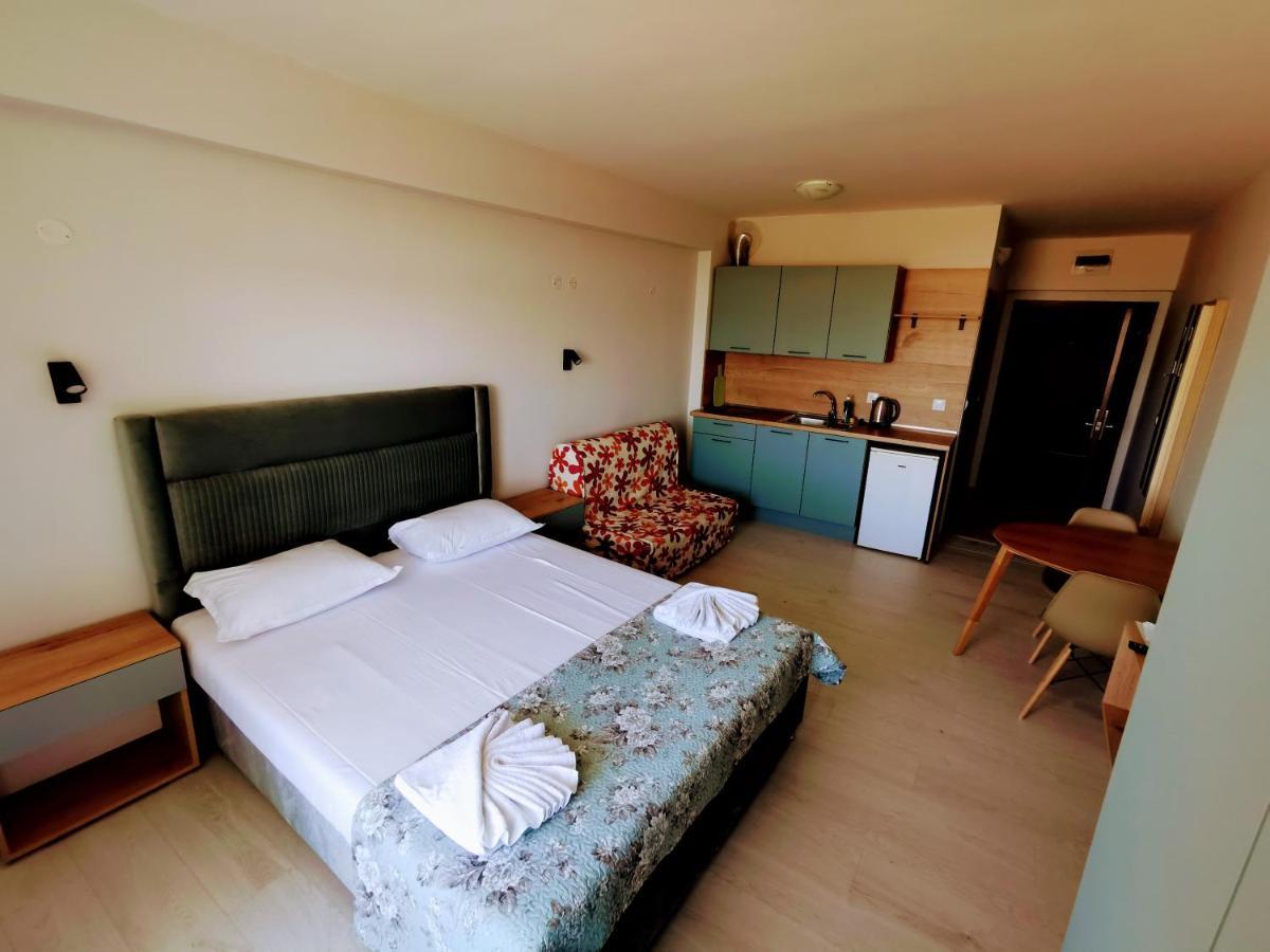 Privately Owned Studios Bora Bora Nesebar Bagian luar foto